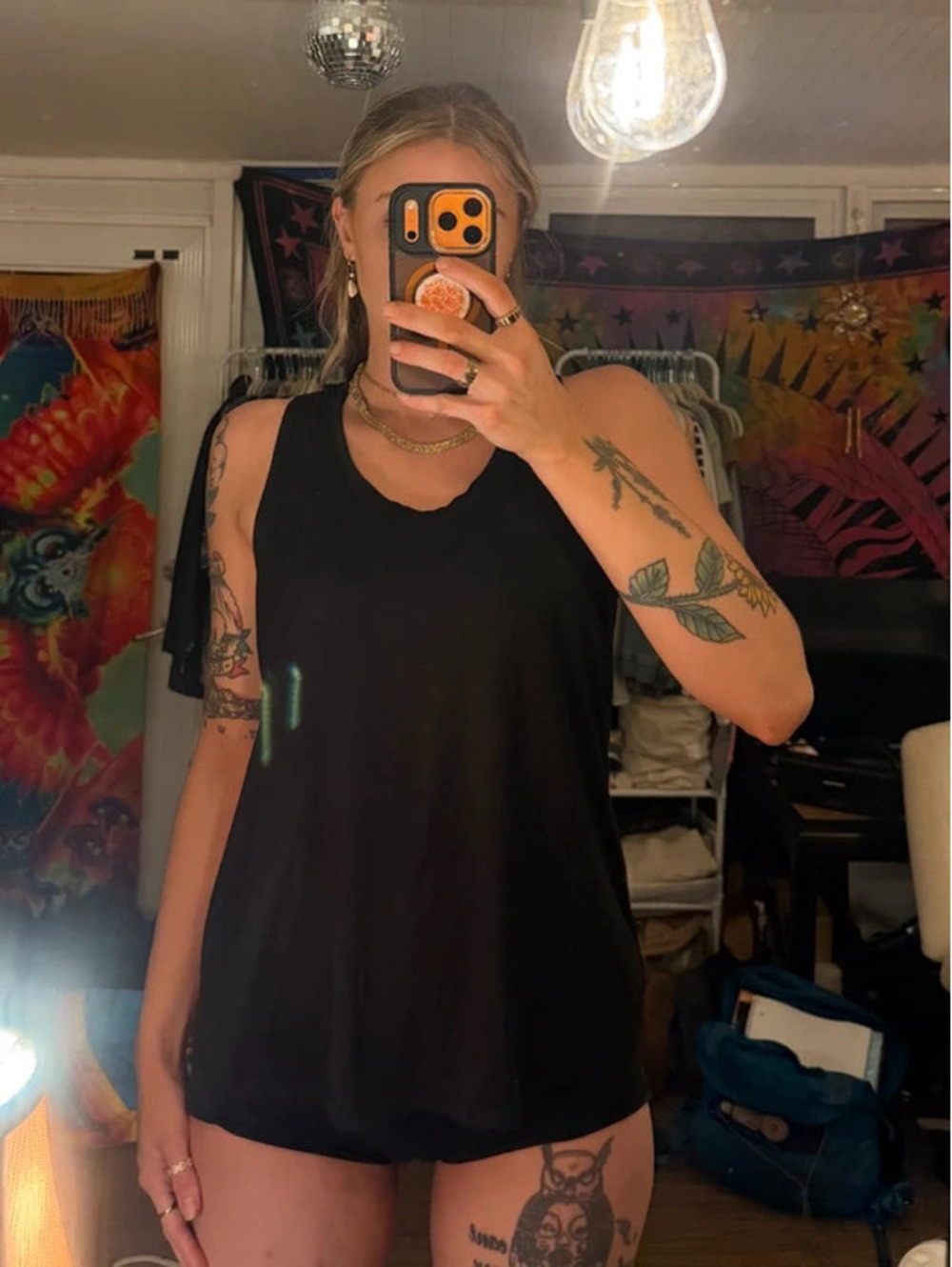 Black Athletic Works Medium Racerback Tank Top